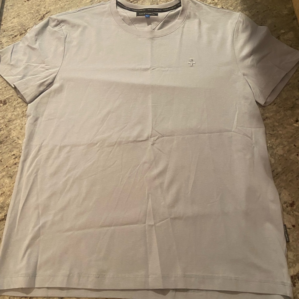 Vince Camuto Light Gray Short Sleeve Tee